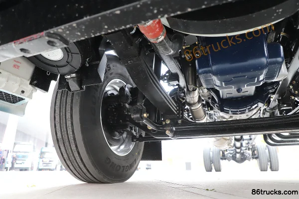 SHACMAN Delong M6000 Elite Edition 300 hp 4X2(6 wheels) Hook Lift Cargo Truck Chassis (2) | 86Trucks