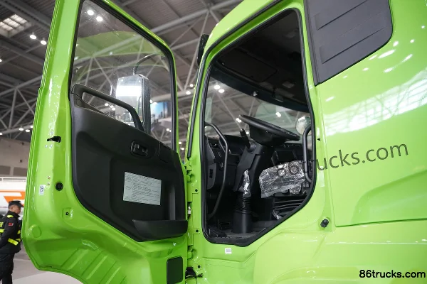 Dongfeng Commercial Vehicle Tianjin VR 4X2(6 wheels) 5.4m Electric Dump Truck CATL 282kWh Cab (1) | 86Trucks