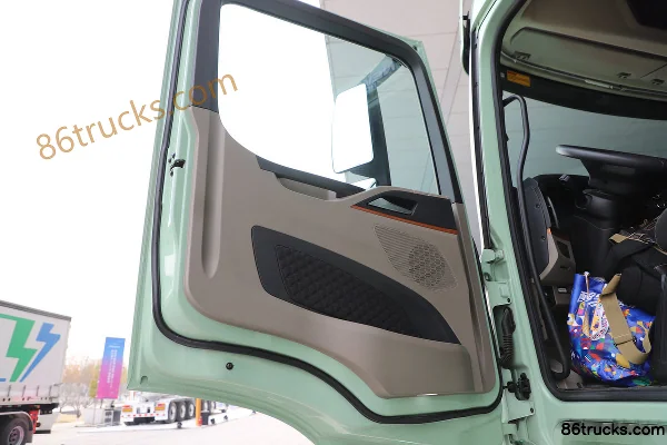 SHACMAN Delong H6000E Urban Standard Edition 8X4(12 wheels) 6m Electric Dump Truck CATL 600.92kWh Cab (2) | 86Trucks