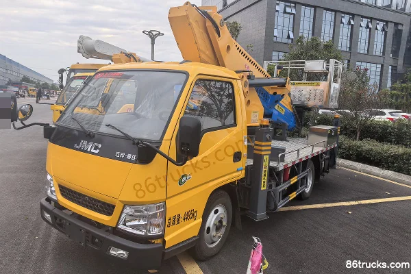 JMC Shunda Narrow Body 116hp 4X2(6 wheels) Aerial Work Truck (Chengli Brand) Exterior (3) | 86Trucks