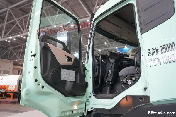 Dongfeng Commercial Vehicle Tianjin KC 6X2(8 wheels) 4.8m Electric Dump Truck CATL 282kWh Cab (1) | 86Trucks