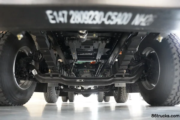 Dongfeng Commercial Vehicle Tianjin KC 6X2(8 wheels) 4.8m Electric Dump Truck CATL 282kWh Chassis (1) | 86Trucks