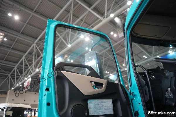 Dongfeng Tianjin KC 8X4(12 wheels) 6.5m Electric Dump Truck CATL 352kWh Cab (3) | 86Trucks