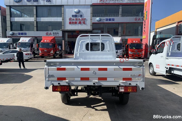 Dongfeng T7 2025 1,6 L essence 122 ch 4X2(6 roues) 5 vitesses 3,1 m camion micro plateau à ridelles cabine simple Carrosserie (2) | 86Trucks