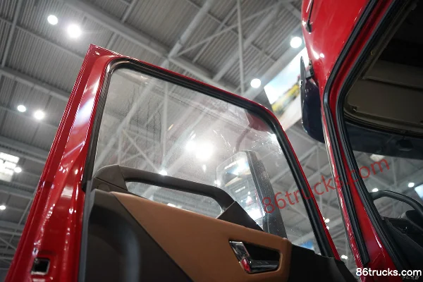 Dongfeng Tianjin KR PLUS 4X2(6 wheels) 9.75m Pure Electric Van Cargo Truck CATL 348kWh Cab (3) | 86Trucks