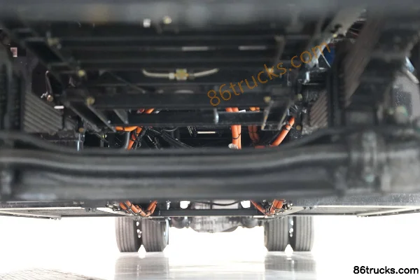 Dongfeng Tianjin KR PLUS 4X2(6 wheels) 9.75m Pure Electric Van Cargo Truck CATL 348kWh Chassis (2) | 86Trucks