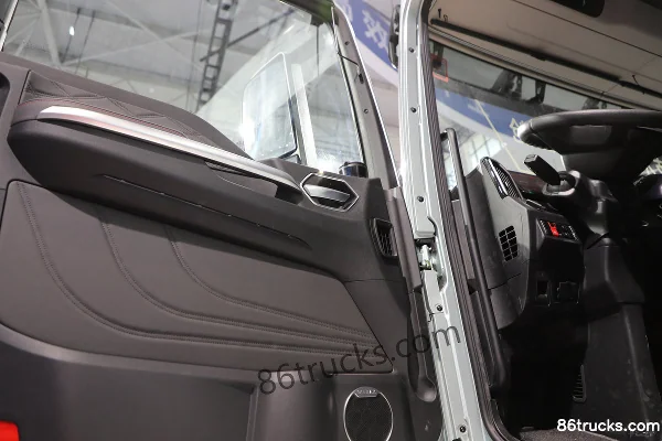 Sitrak SITRAK C9H 620 ch 6X4(10 roues) Sinotruk 14 vitesses AMT automatique tracteur routier Cabine (3) | 86Trucks