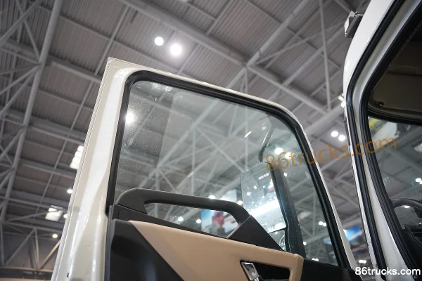 Dongfeng Tianjin KR 8X4(12 wheels) Pure Electric Box Cargo Truck CATL 352kWh Cab (2) | 86Trucks