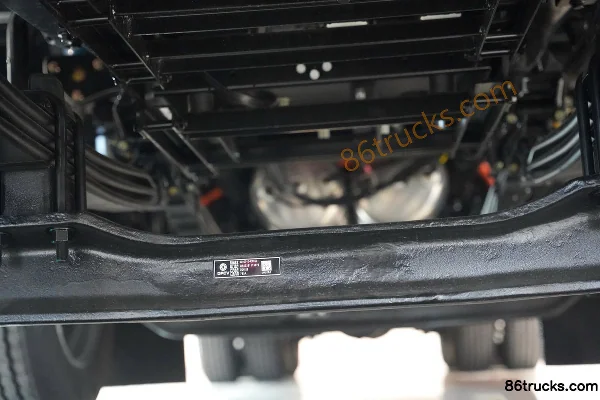 Dongfeng Tianjin KR PLUS 8X4(12 wheels) Pure Electric Box Cargo Truck CATL 400kWh Chassis (3) | 86Trucks
