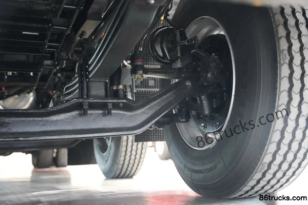 Dongfeng Tianjin KR PLUS 8X4(12 wheels) Pure Electric Box Cargo Truck CATL 400kWh Chassis (2) | 86Trucks