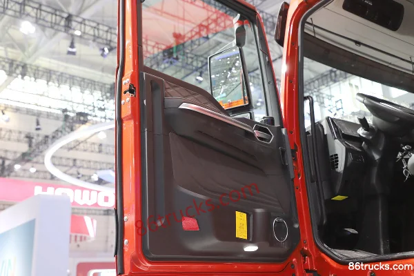 Sitrak SITRAK G7S Full Attendance King 15.3L Diesel 620 hp 6X4(10 wheels) Sinotruk 16-speed Tractor Truck Cab (3) | 86Trucks