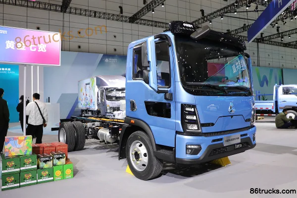 Sinotruk HOWO Tongshuai PRO 4,15 m cabine simple camion léger à plateau, 100 % électrique, CATL 165,15 kWh, 4X2(6 roues)