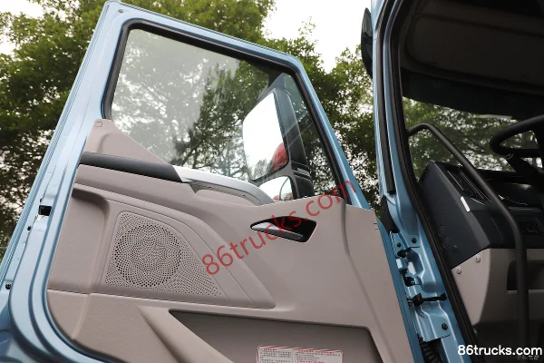 Dongfeng H7 Pro 12.5L LNG 480 hp 6X4(10 wheels) Fast Gear 12-speed Tractor Truck Cab (3) | 86Trucks