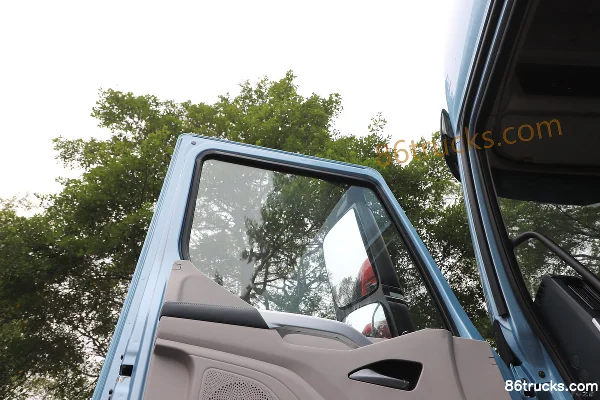 Dongfeng H7 Pro 12.5L LNG 480 hp 6X4(10 wheels) Fast Gear 12-speed Tractor Truck Cab (2) | 86Trucks