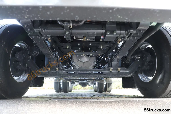 Dongfeng H5 6X4(10 roues) tracteur routier 100% électrique CATL 466kWh Châssis (1) | 86Trucks
