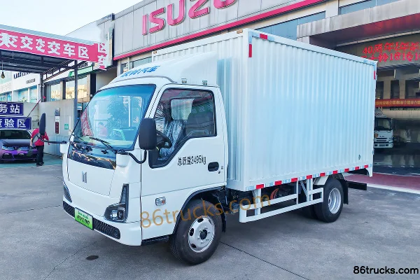 Qingling Isuzu EV100 Lingjuli Narrow Body Hydraulic Brake 3.8m Single Row Pure Electric Van Micro Truck CATL 77.28kWh 4X2(6 wheels) Exterior