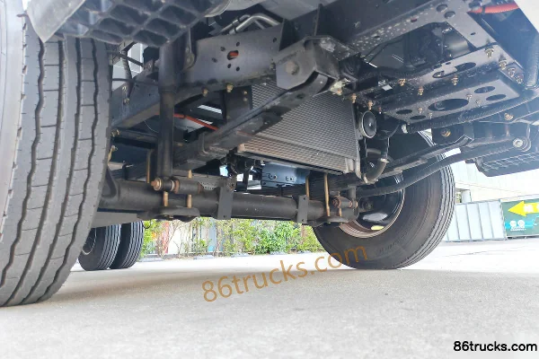 Qingling Isuzu EV100 Lingjuli Narrow Body Hydraulic Brake 3.8m Single Row Pure Electric Van Micro Truck CATL 77.28kWh 4X2(6 wheels) Chassis