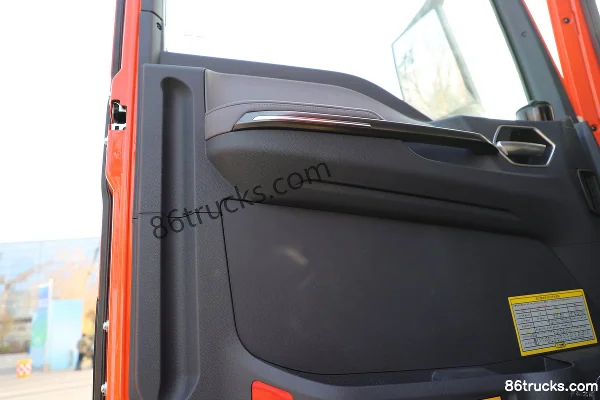 Sinotruk HOWO G5X Pro 4.9L diesel 260 hp 4X2(6 wheels) Sinotruk 12-speed 5.4m flatbed cargo truck Cab (2) | 86Trucks