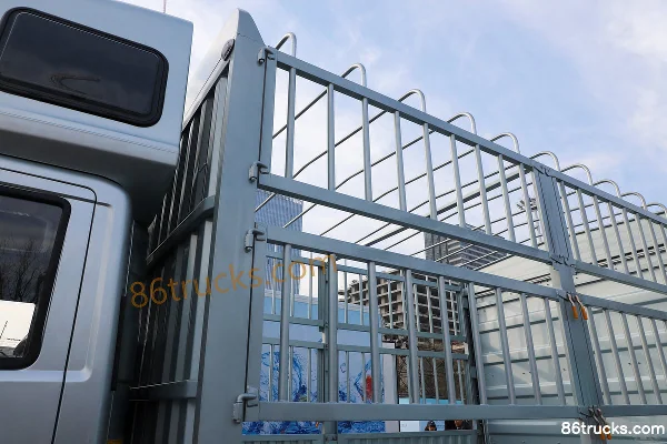 Sinotruk HOWO Tongshuai PRO 4,15 m camion porteur à grille électrique pur cabine simple FinDreams 150,83 kWh (couchette) 4X2(6 roues) Carros