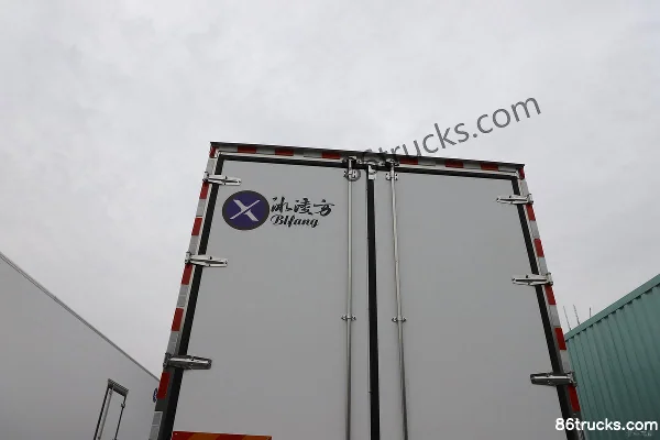 FAW Jiefang Qingdao Yinghang Zhixiang Edition 580 ch 6X2(8 roues) AMT automatique 7,8 m camion frigorifique Carrosserie (3) | 86Trucks