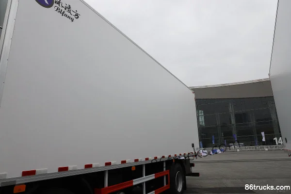 FAW Jiefang Qingdao Yinghang Zhixiang Edition 580 ch 6X2(8 roues) AMT automatique 7,8 m camion frigorifique Carrosserie (2) | 86Trucks
