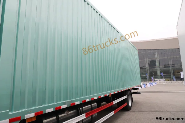 FAW Jiefang Qingdao JH6 Zhixiang Edition 7L Diesel 330hp 4X2(6 wheels) Fast Gear 9-Speed AMT Automatic 9.7m Van Cargo Truck Body (2) | 86Tru