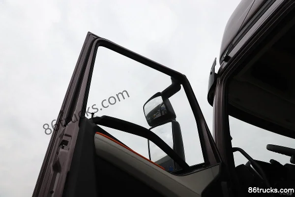FAW Jiefang J6V Pro Elite Edition 7.8L Diesel 320hp 4X2(6 wheels) FAW Jiefang 8-Speed 9.6m Van Cargo Truck Cab (2) | 86Trucks