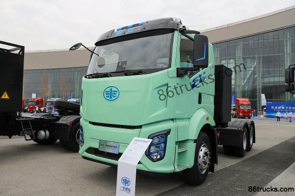 FAW Jiefang J6G Pro 6X4(10 wheels) Electric Tractor Truck CATL 400kWh Exterior (3) | 86Trucks