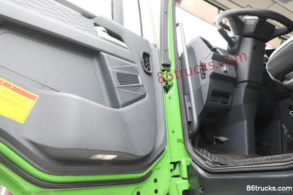 FAW Jiefang Qingdao Yingtuo Pro 11.1L Diesel 460hp 8X4(12 wheels) FAW Jiefang 12-Speed 5.8m Dump Truck Cab (3) | 86Trucks