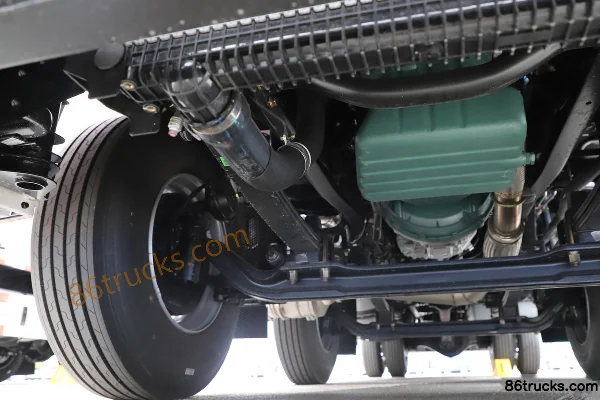 FAW Jiefang J6V Leading Edition 360 hp 6X2(8 wheels) 9.4m stake truck Chassis (2) | 86Trucks