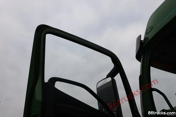 FAW Jiefang Qingdao JK6 8X4(12 wheels) 6.5m Electric Dump Truck CATL 350kWh Cab (2) | 86Trucks