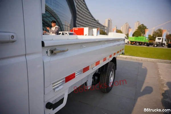 Dongfeng T7E 3.1m Single Row Pure Electric Stake Micro Truck CATL 41.86kWh 4X2(6 wheels) Body (1) | 86Trucks