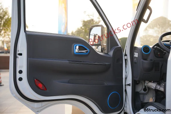 Dongfeng T9E Hydraulic Brake 4.005m Single Row Electric Flatbed Mini Truck CALB 56.67kWh 4X2(6 wheels) Cab (3) | 86Trucks