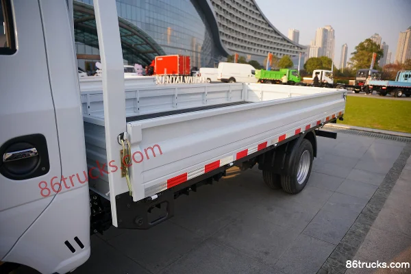 Dongfeng T9E Hydraulic Brake 4.005m Single Row Electric Flatbed Mini Truck CALB 56.67kWh 4X2(6 wheels) Body (1) | 86Trucks