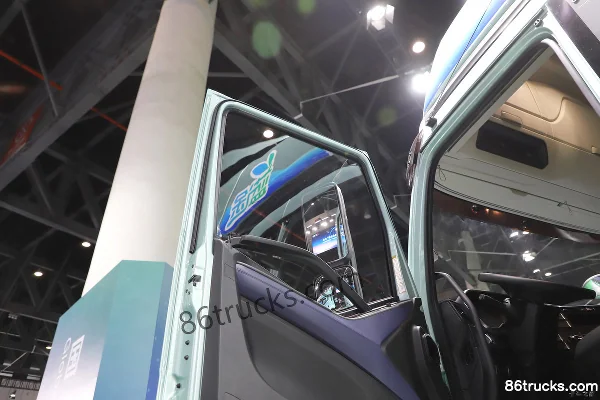 FAW Jiefang J6V 6X4(10 wheels) Plug-in Extended Range Hybrid Tractor Truck CATL 118kWh Cab (2) | 86Trucks