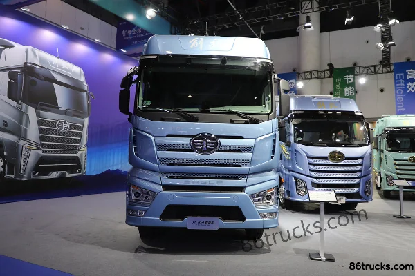 FAW Jiefang J7 12.5L diesel 580ch 8X4(12 roues) FAW Jiefang 12 vitesses AMT automatique camion porteur à grille 9,4m Extérieur (2) | 86Truck