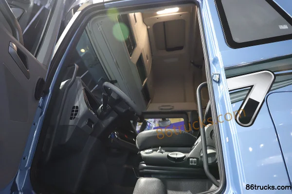 FAW Jiefang J7 12.5L diesel 580ch 8X4(12 roues) FAW Jiefang 12 vitesses AMT automatique camion porteur à grille 9,4m Cabine (2) | 86Trucks