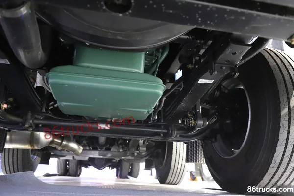 FAW Jiefang J7 12.5L diesel 580ch 8X4(12 roues) FAW Jiefang 12 vitesses AMT automatique camion porteur à grille 9,4m Châssis (3) | 86Trucks