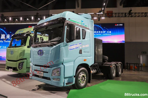 FAW Jiefang JH6 6X4(10 wheels) Electric Tractor Truck CATL 400kWh Exterior (3) | 86Trucks
