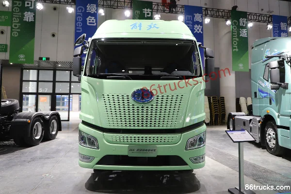 FAW Jiefang J6E 4X2(6 wheels) Battery Swap Electric Tractor Truck CATL 512kWh Exterior (2) | 86Trucks