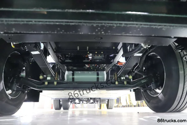 FAW Jiefang J6E 4X2(6 wheels) Battery Swap Electric Tractor Truck CATL 512kWh Chassis (1) | 86Trucks