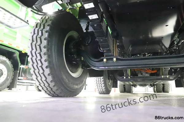 FAW Jiefang J6P Heavy-Duty Pro 8X4(12 wheels) 8m electric dump truck CATL 600kWh Chassis (2) | 86Trucks