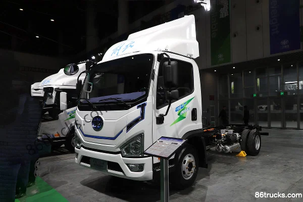 FAW Jiefang Hu 6G Composite Edition 4.16m Single Row Pure Electric Box Van Light Truck CATL 120.27kWh 4X2(6 wheels) Exterior (3) | 86Trucks