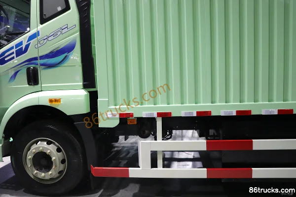 FAW Jiefang J6L 4X2(6 wheels) 9.6m Pure Electric Van Cargo Truck CATL 310kWh Body (3) | 86Trucks