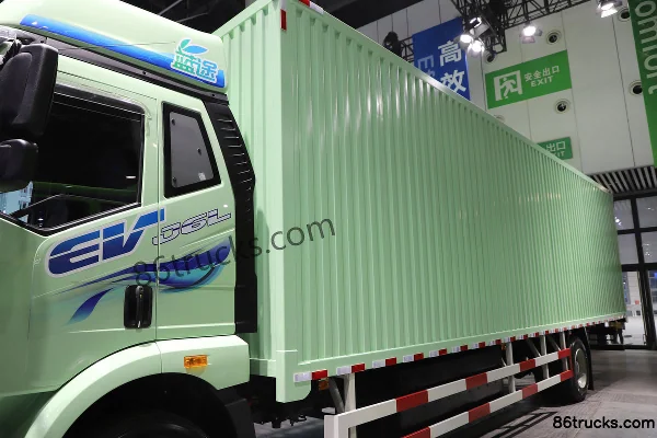 FAW Jiefang J6L 4X2(6 wheels) 9.6m Pure Electric Van Cargo Truck CATL 310kWh Body (1) | 86Trucks