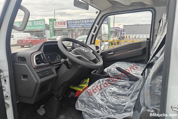 Yuejin Fuxing S100 95hp 4X2(6 wheels) 3.62m single-row van mini truck (China VI) Cab (1) | 86Trucks