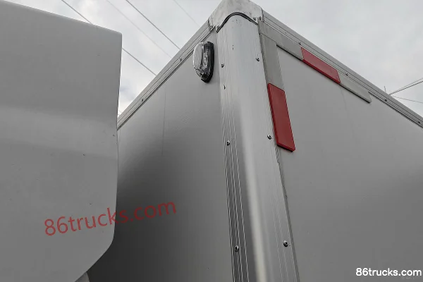 Yuejin Fuxing S100 95hp 4X2(6 wheels) 3.62m single-row van mini truck (China VI) Body (1) | 86Trucks
