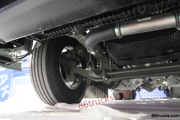 Sitrak SITRAK G7H 14,6 L LNG 630 ch 6X4(10 roues) Sinotruk 14 vitesses AMT automatique tracteur routier Châssis (2) | 86Trucks