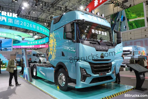 Sinotruk HOWO KS 15.7L LNG 720hp 6X4(10 wheels) ZF12-speed AMT Automatic Tractor Truck Exterior