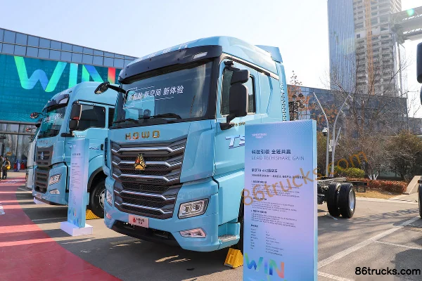 Sinotruk HOWO TS Diesel 370 hp 4X2(6 wheels) Sinotruk 10-speed AMT Automatic Flatbed Cargo Truck Exterior (3) | 86Trucks